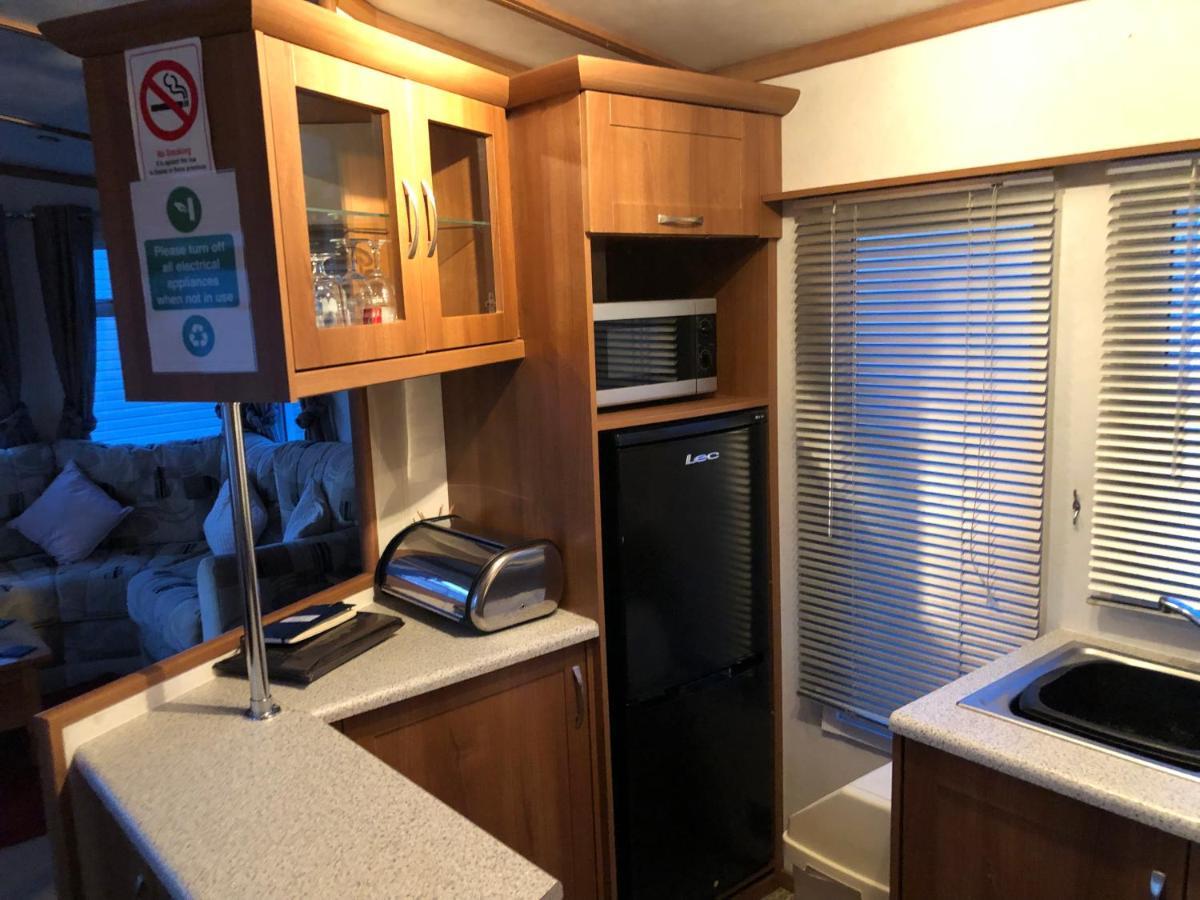 First Steps Caravan Rentals سانداوْن المظهر الخارجي الصورة